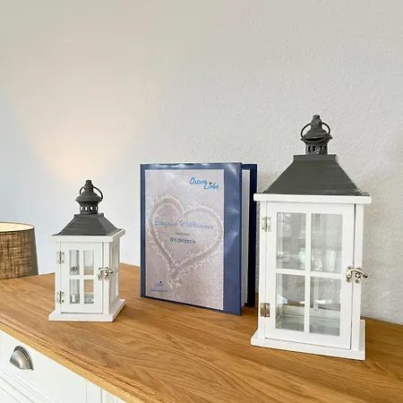 Nyaraló Weidenperle *