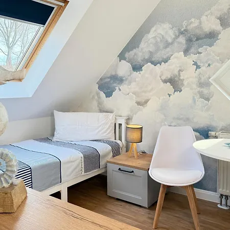 Weidenperle Nyaraló Zingst